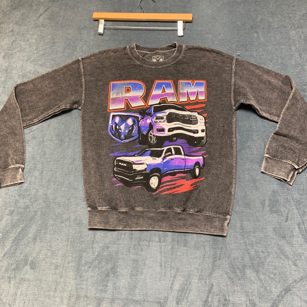 Ram Sweatshirt Men Small Gray Cotton Fleece Lined Laramie 2500 Graphic Crew Neck